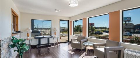 Americas Best Value Inn & Suites Harrisonville